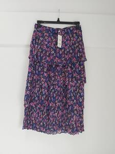 40 MANGO skirt -NW