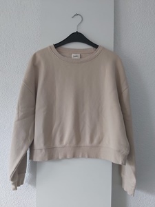 38 PULL & BEAR sweater -HN