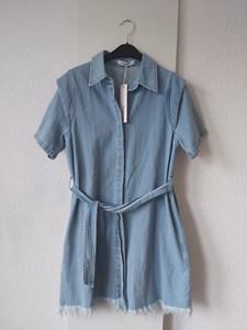 38 DAPHNEA denim nieuw