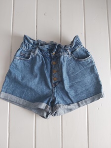 38 ONLY short - KS