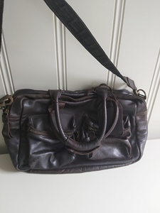 38 COWBOYSBAG -BEE