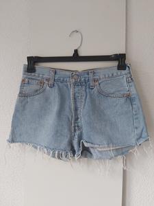 36 LEVI's short -MP