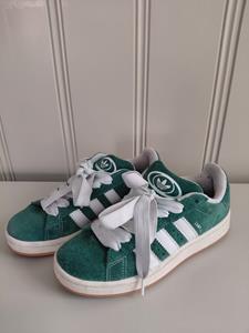 38 ADIDAS donkergroen -JB