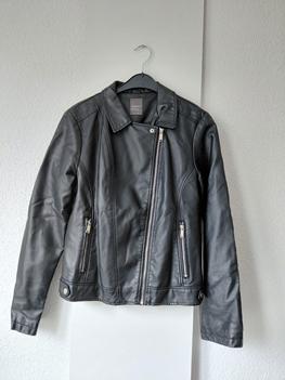 40 PRIMARK leer jack -BEE