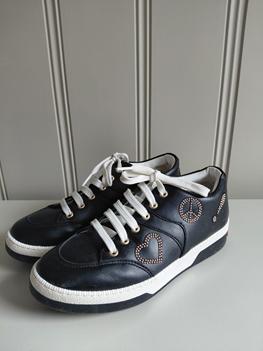 39 LOVE MOSCHINO sneakers -GW