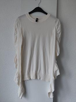 40 SHOEBY trui ruffle -HO