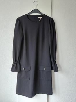 36 FREEQUENT black dress -PK