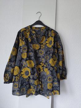 42 OPUS top bloem -HEE