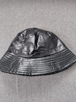 36 MELTING STOCKHOLM leren muts 