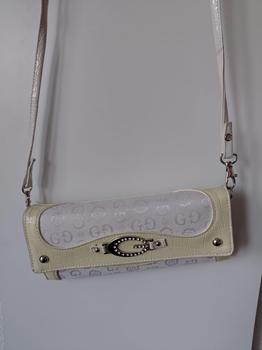 38 GUSACCI handtas -TEE