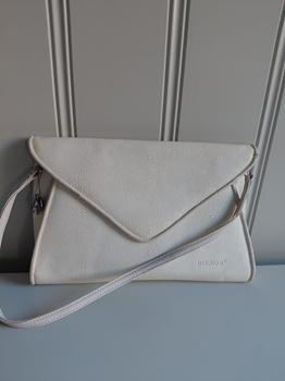 38 BULAGGI handtas -TEE