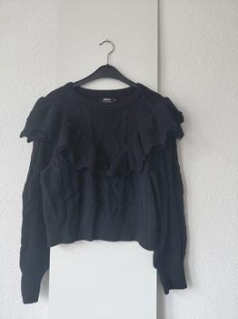 40 ONLY black ruffle -HS