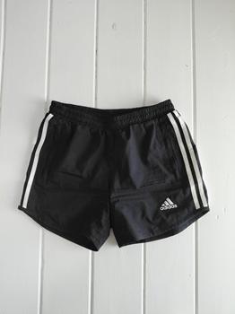 34/36 ADIDAS short -HN