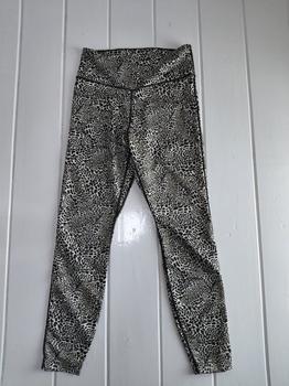 36/38 NIKE print -LH