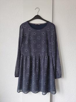 36/38 TOMMY HILFIGER stars -KO