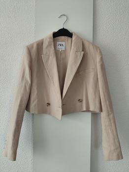 38 ZARA crop blazer -RM