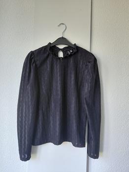 38 VERO MODA zwarte top -IL