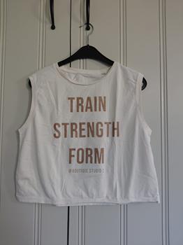 38 ATHLETIC BOUTIQUE -MJ