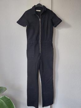 40 MANGO black denim jumopuit -NM
