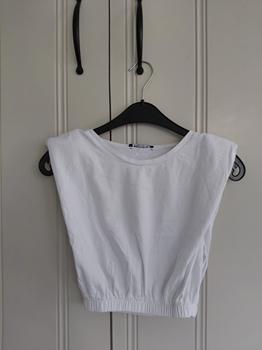 36 ZARA witte top -HB