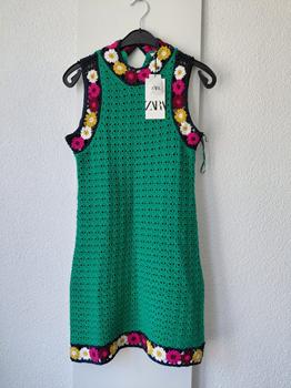 36 ZARA gebreid jurkje -KLE
